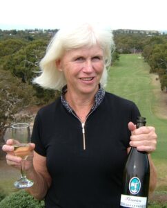 Congratulations to Sue Bastian for achieving a Hole in One on the 10th Hole on Saturday 9th April 2016.