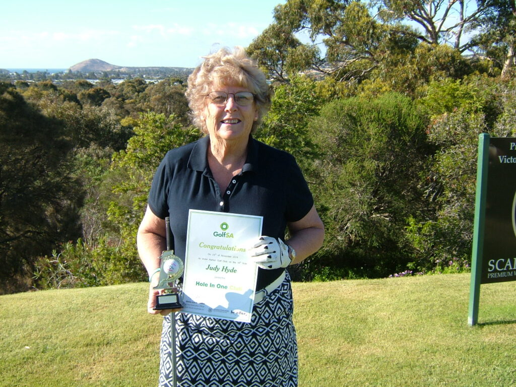 Congratulations to Judy Hyde for her Hole In One on 29th November 2014 on the 7th Hole